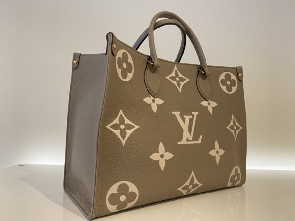 LOUIS VUITTON On the Go MM – Bild 3